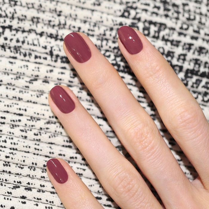 Лак Manicurist Victoria Plum
