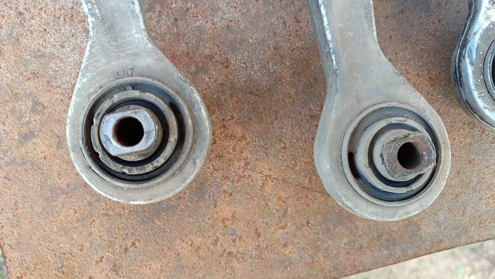 Ричаг на Пассат б5 під відновлення