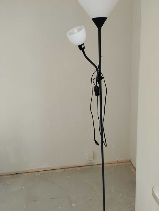 Sprzedam nową lampę pokojową