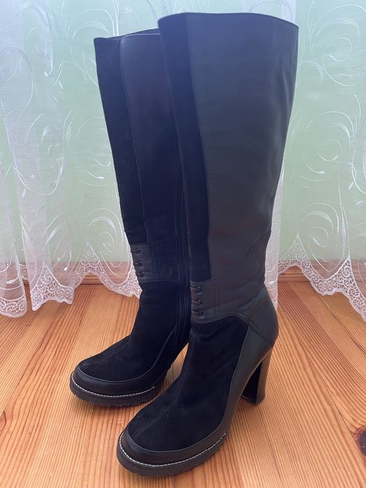 Шкіряні чоботи  40 розмір