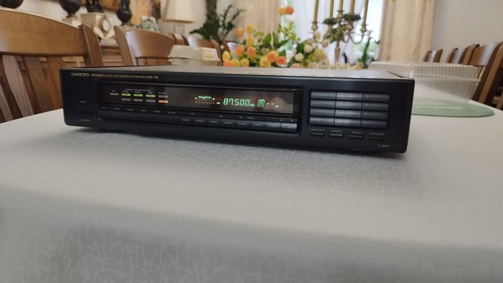 Tuner radiowy ONKYO R1 T-4850