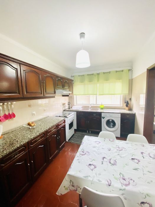 Quarto Coimbra ( Despesas incluídas)