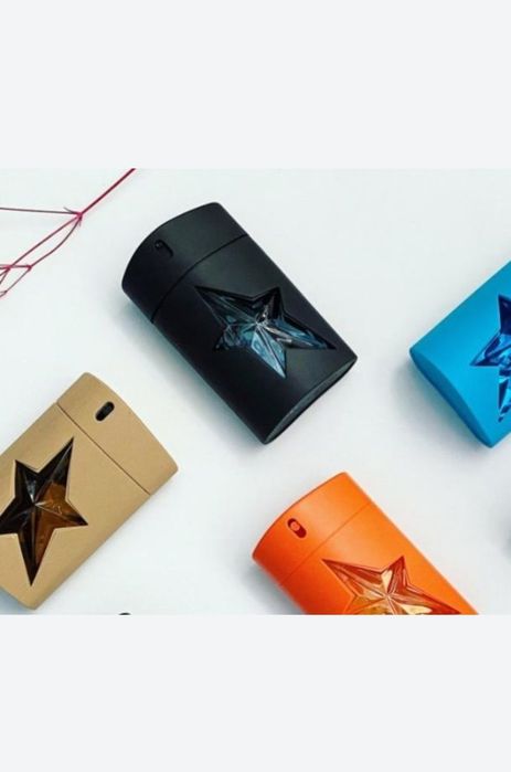 Зірка Mugler святкова