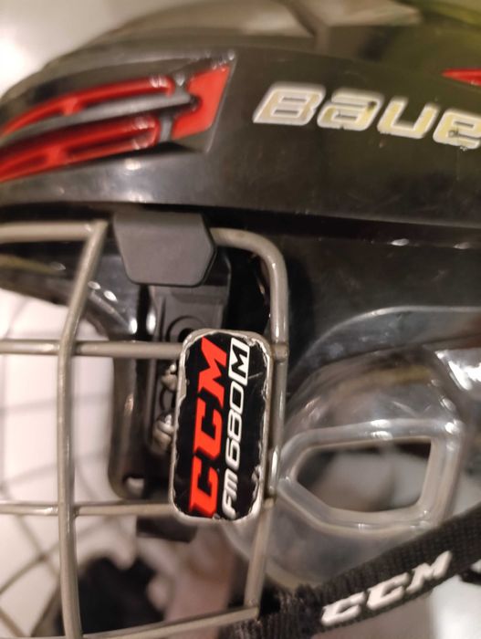 Хоккейный шлем Bauer RE-AKT 100, М,  б/у