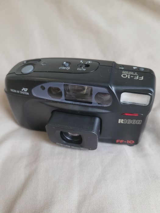 Aparat fotograficzny Ricoh FF-10 Twin