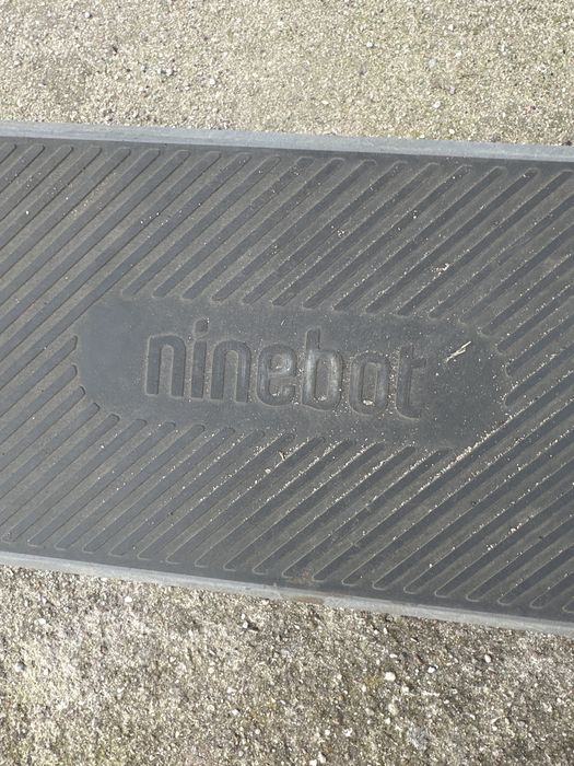Hulajnoga elektryczna ninbot