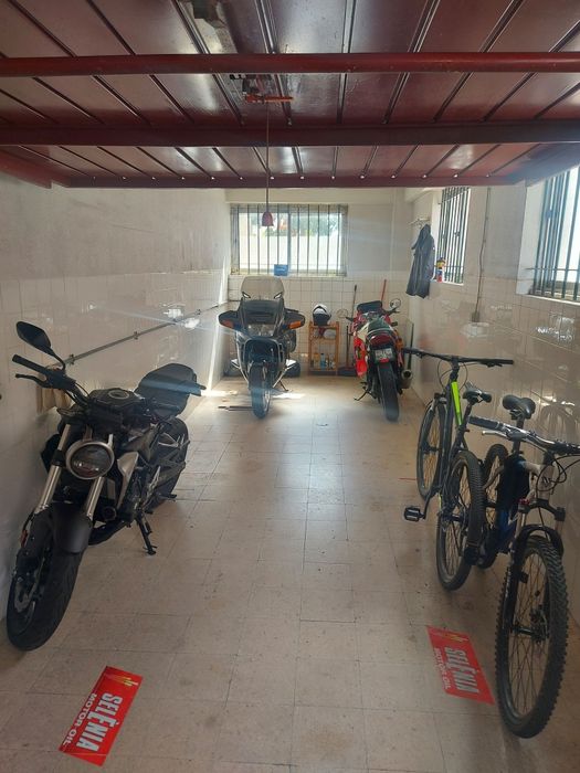 Garagem box moto