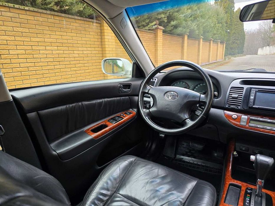 Продам  Toyota Camry 2003. Можна в розстрочку, під викуп.