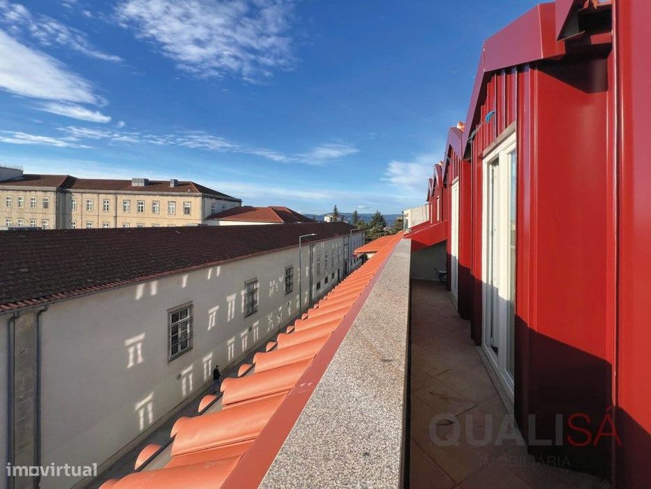 Apartamento T1 novo, com varanda e lugar de garagem em S. Vítor em ...
