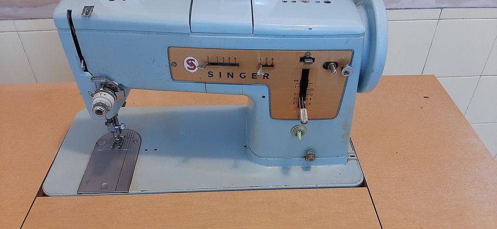 Singer Sewing Machine