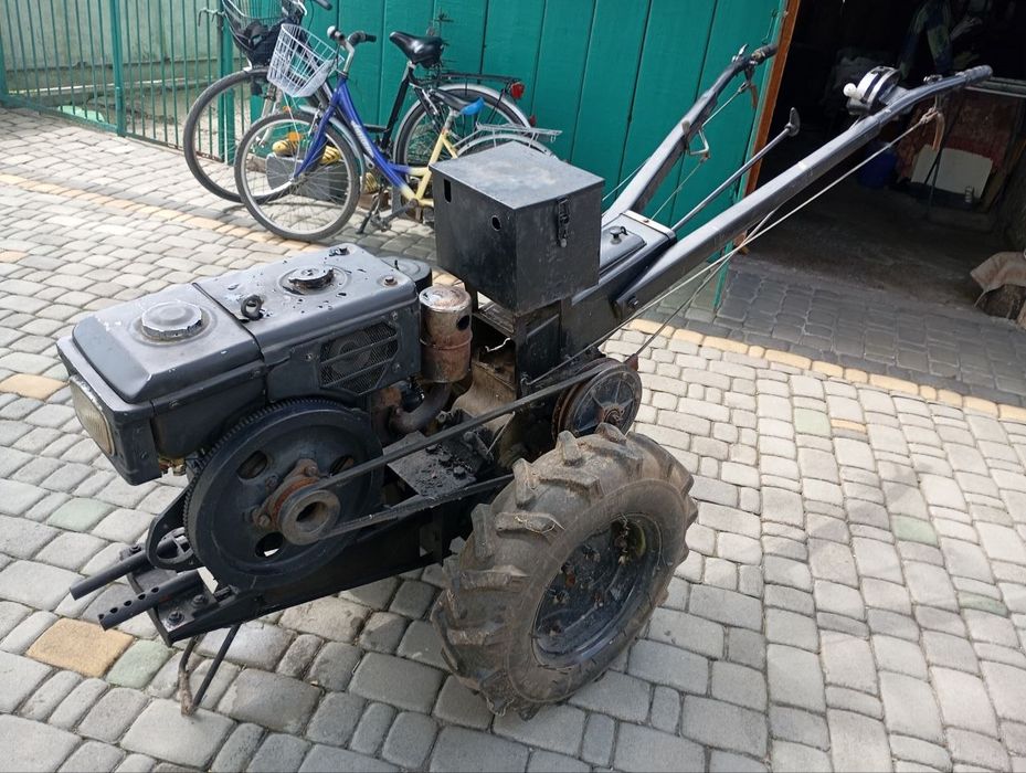 Продається мотоблок Zubr 8