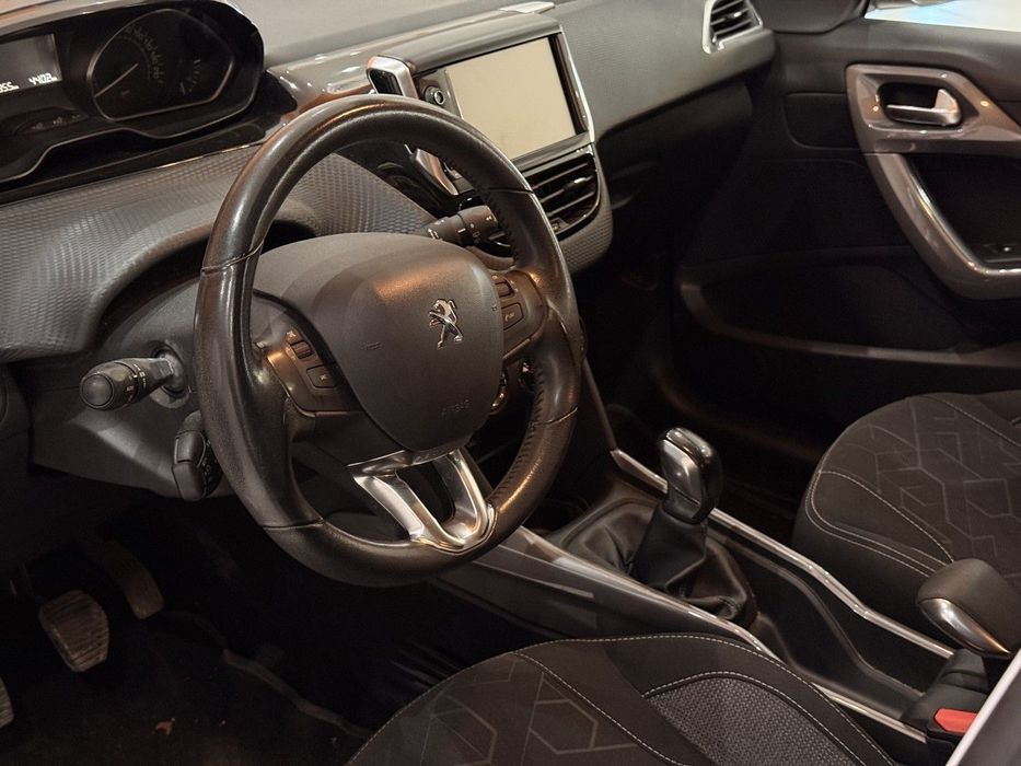 Peugeot 2008 1.2 PureTech Style