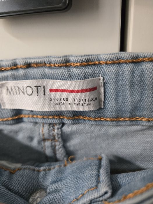 Krotkie spodenki minoti 5.10.15 szorty jeansowe 110 116