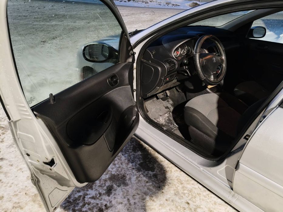 Peugeot 2006 автомат
