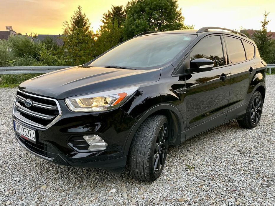 Ford Kuga FORD Escape KUGA AWD 2.0 ecoboost 240KM SEL BlackEdition