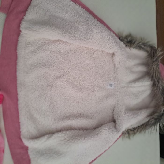 Casaco e colete  Inverno menina 6 anos. Gap, Zara
