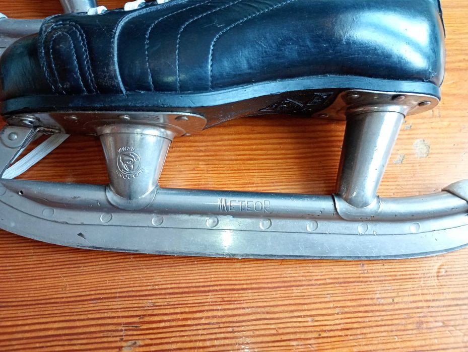 Łyżwy/do jeżdżenia na lodzie/