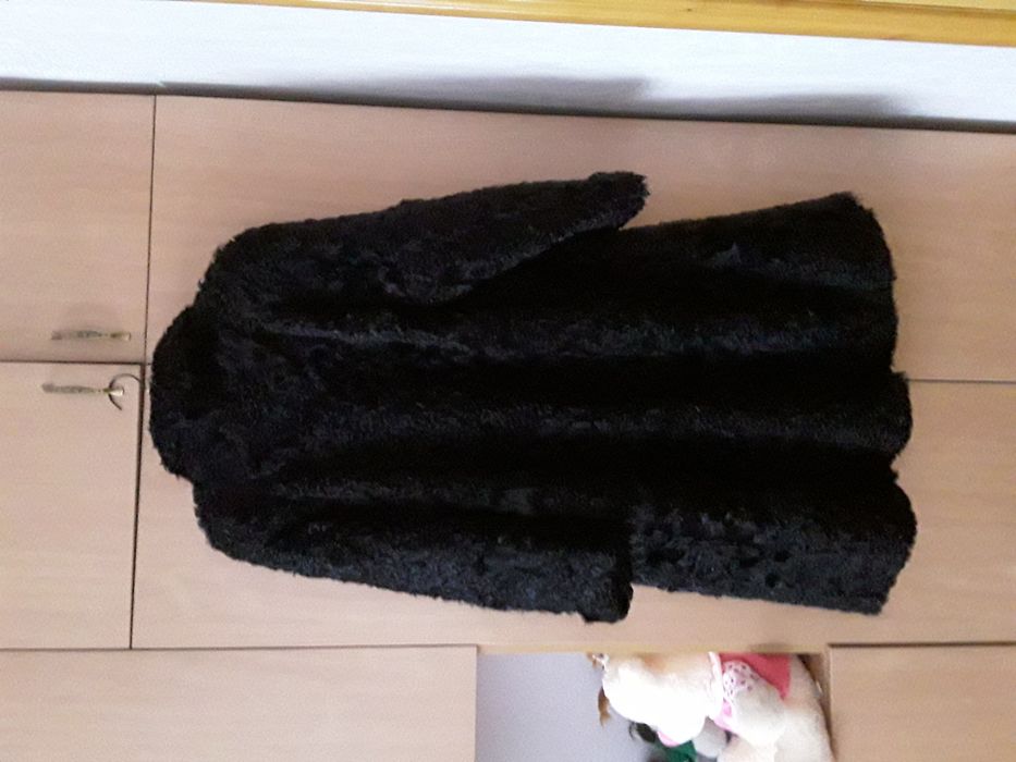 Продажа женской шубы