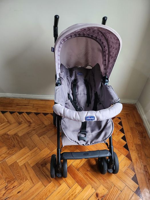 Carrinho,Ovo Banheira com trocador, berço next 2 me muito bons tudo po