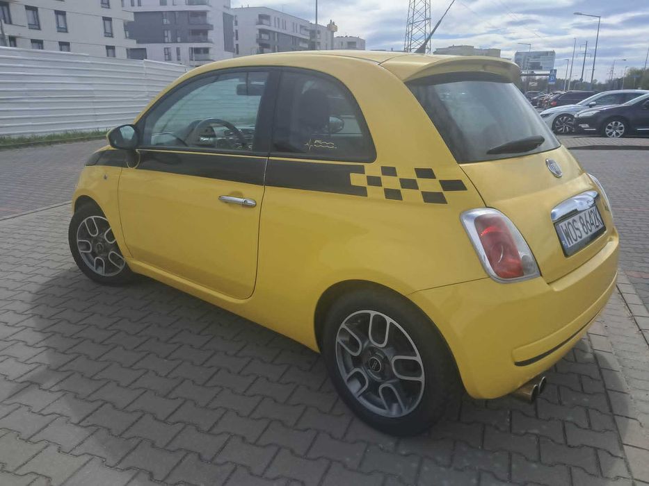 Fiat 500 Sport 1.2 69 KM – stylowy, ekonomiczny, idealny do miasta SPORT