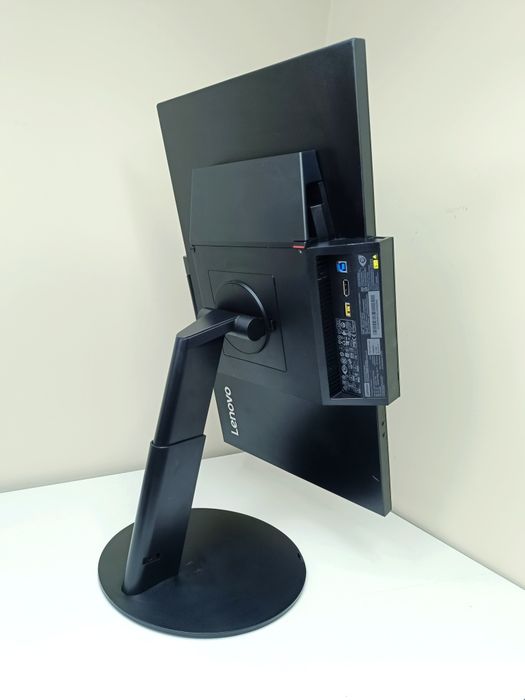 Моноблок Lenovo ThinkCentre 24 Gen3/Ryzen 3 PRO 3200GE/16GB/256GB/24"