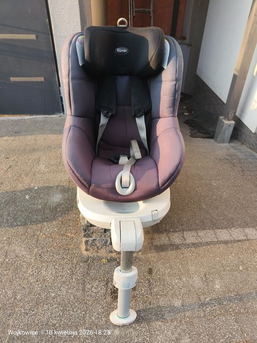 Fotelik samochodowy Britax Romer z isofix