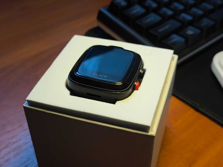 Дитячий смарт-годинник, Elari kidphone 4g