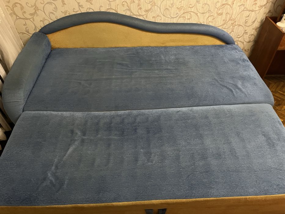 Продам ліжка для спальньої кімнати