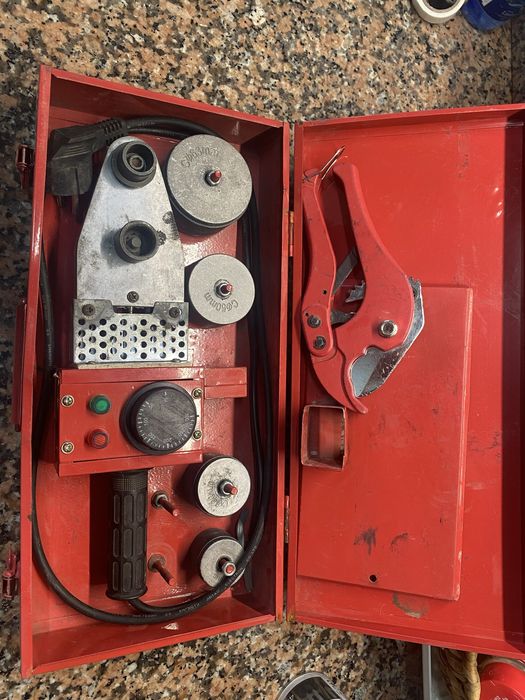 Maquina de Soldar tubos PPR
