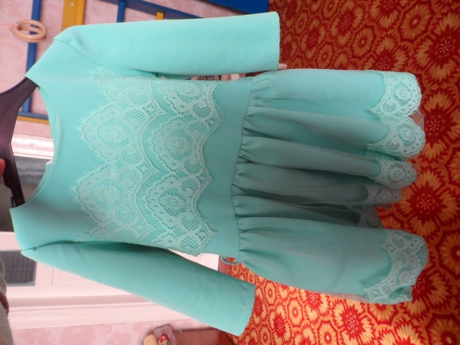 Продам нарядне платтячко для дівчинки