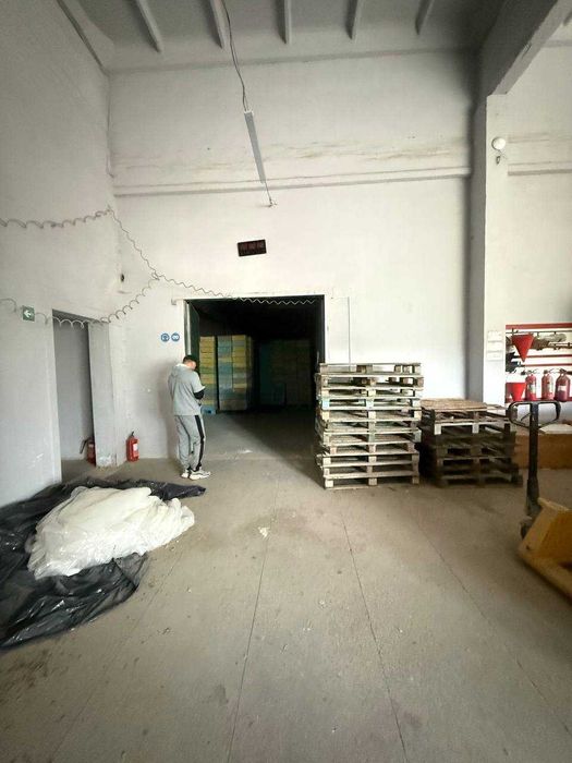 Здається виробниче або складське приміщення 800 кв.м. добрий стан.