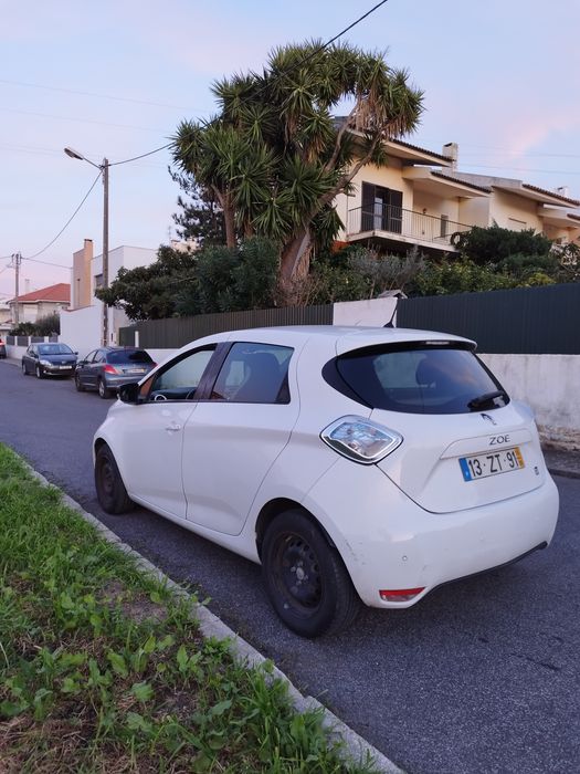 Renault Zoe 22 kWh | 2016 | Bateria Própria