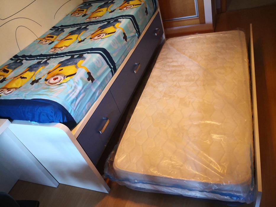 Cama dupla de criança