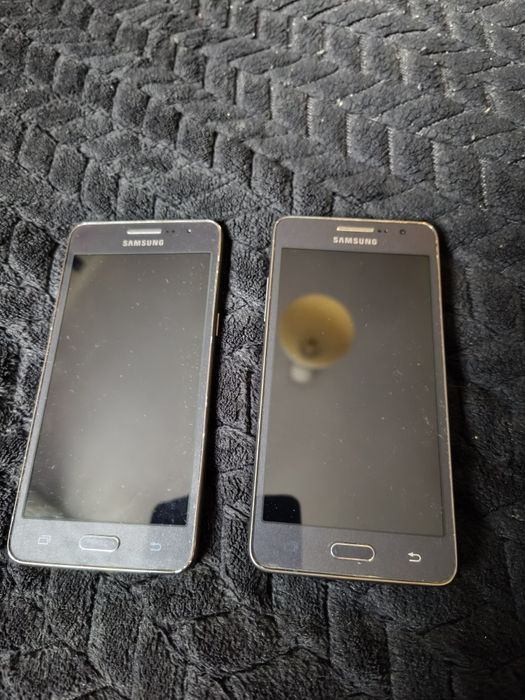 Sprzedam 2 Samsungi sprawne