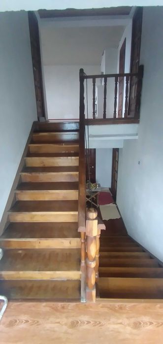 Продам дом в Житомире  ( 270 м² | 10 соток | Сад , огород | 2 гаража )