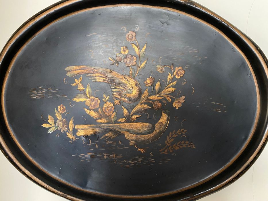 Tabuleiro oval pintado à mão