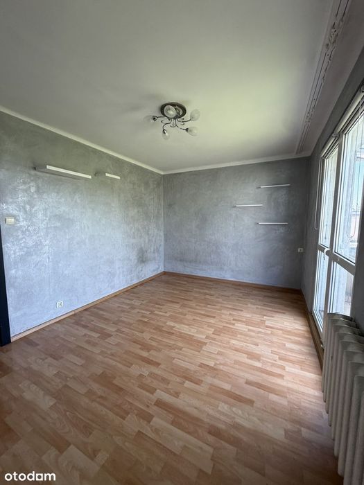 379 000 zł,3 pokoje |49 m² | Balkon | Złote Łany, ul. Majakowskiego 19