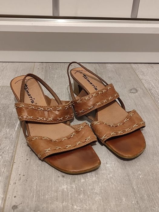 Trzymam do 21.01.'26 Buty damskie sandały na obcasie rozmiar 39