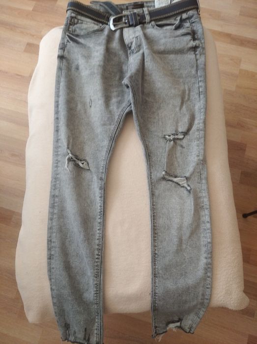 Джинсы мужские р-р eur44, usa34, mex34 Bershka