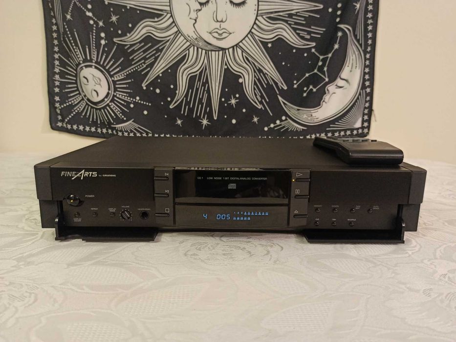 Odtwarzacz CD Grundig FineArts CD1 z pilotem