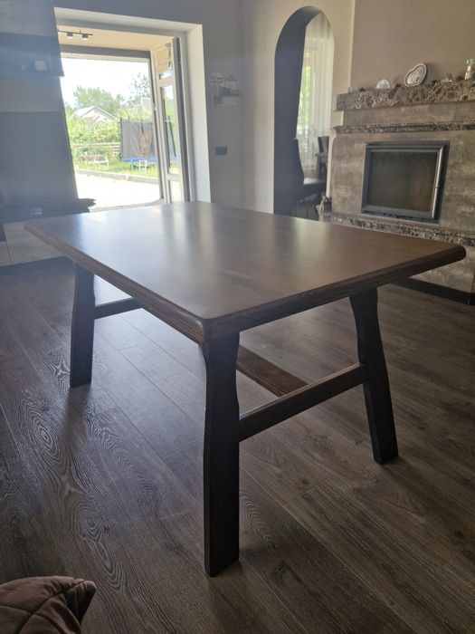 Стіл дубовий кухонний