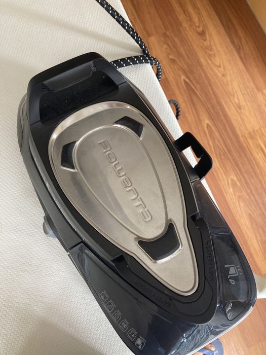 Ferro com caldeira Rowenta Silence Steam Pro