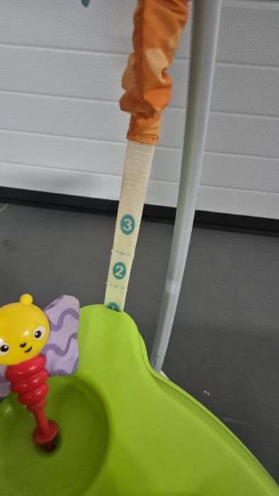 Saltitão bebé. Excelente estado