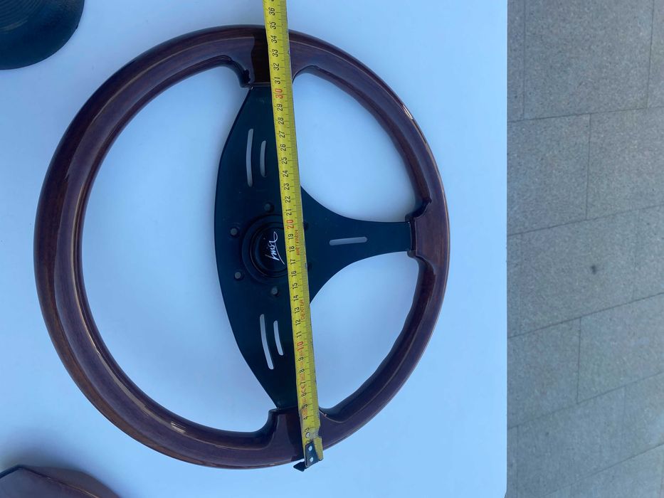 Volante Madeira Luisi