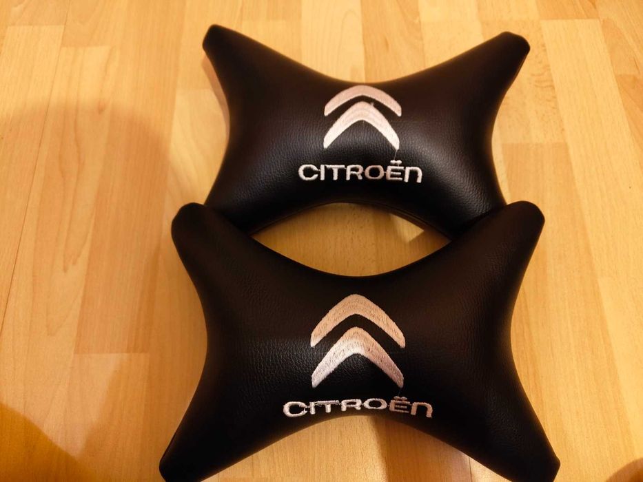 Подушка на підголівники в автомобіль