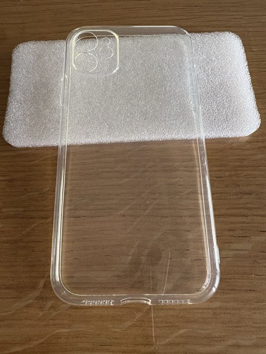 Nowe etui na iphone 11. Przezroczyste.