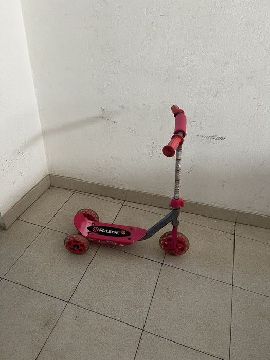 Trotinete - criança