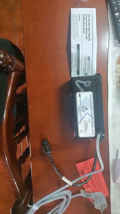 Teledyne ISCO Model 923 – Power Pack 240V / 12V DC – Novo