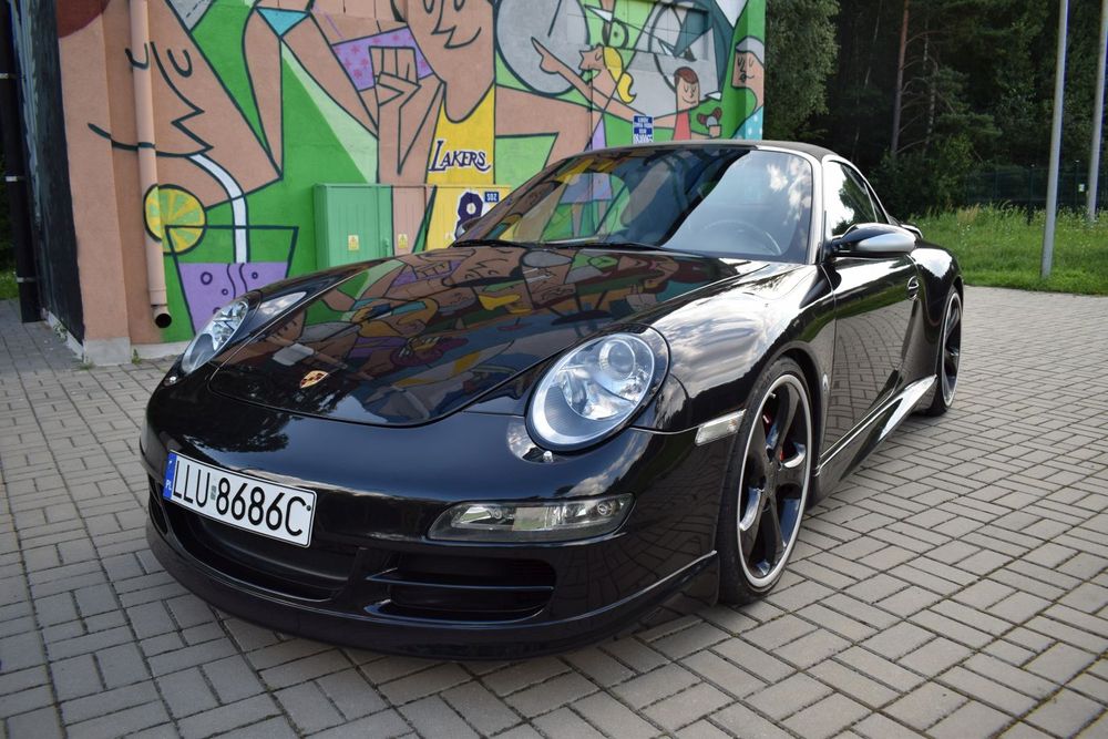 Porsche 911 Carrera 4 S