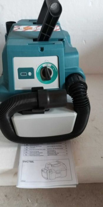 Аккумуляторный пылесос Makita LXT DVC750LZ Оригинал